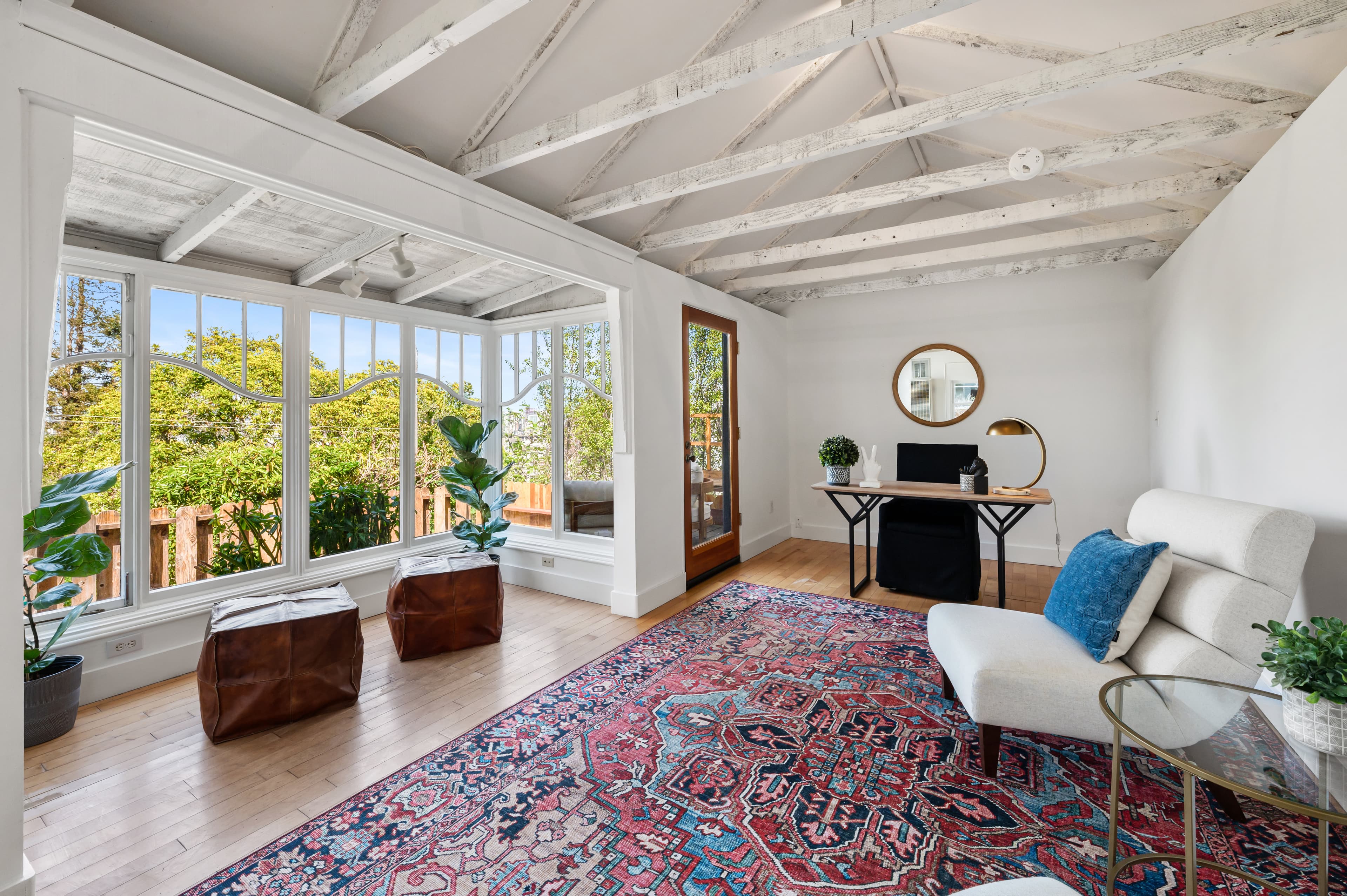 Updated interior rear cottage of 567 Kansas in Potrero Hill
