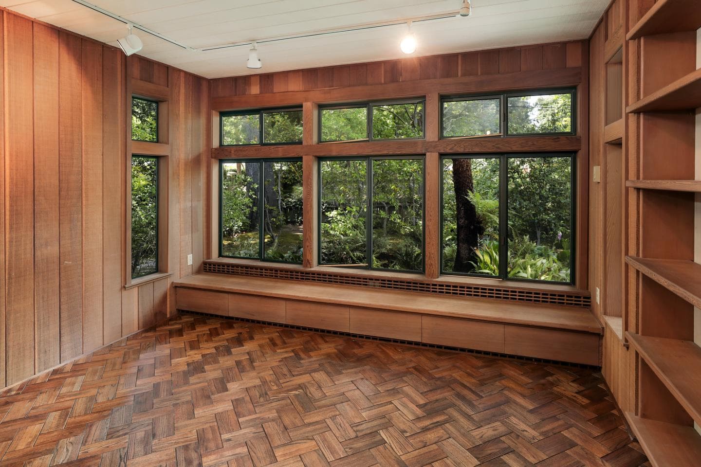 1300 Garden Ln, Menlo Park