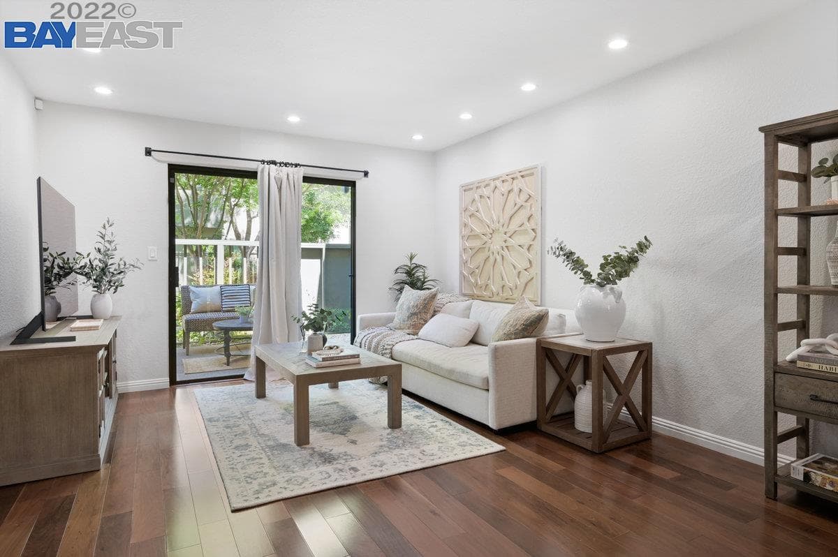 1670 Parkside Dr #8, Walnut Creek
