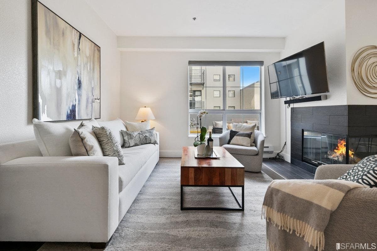 180 7th St #205, San Francisco