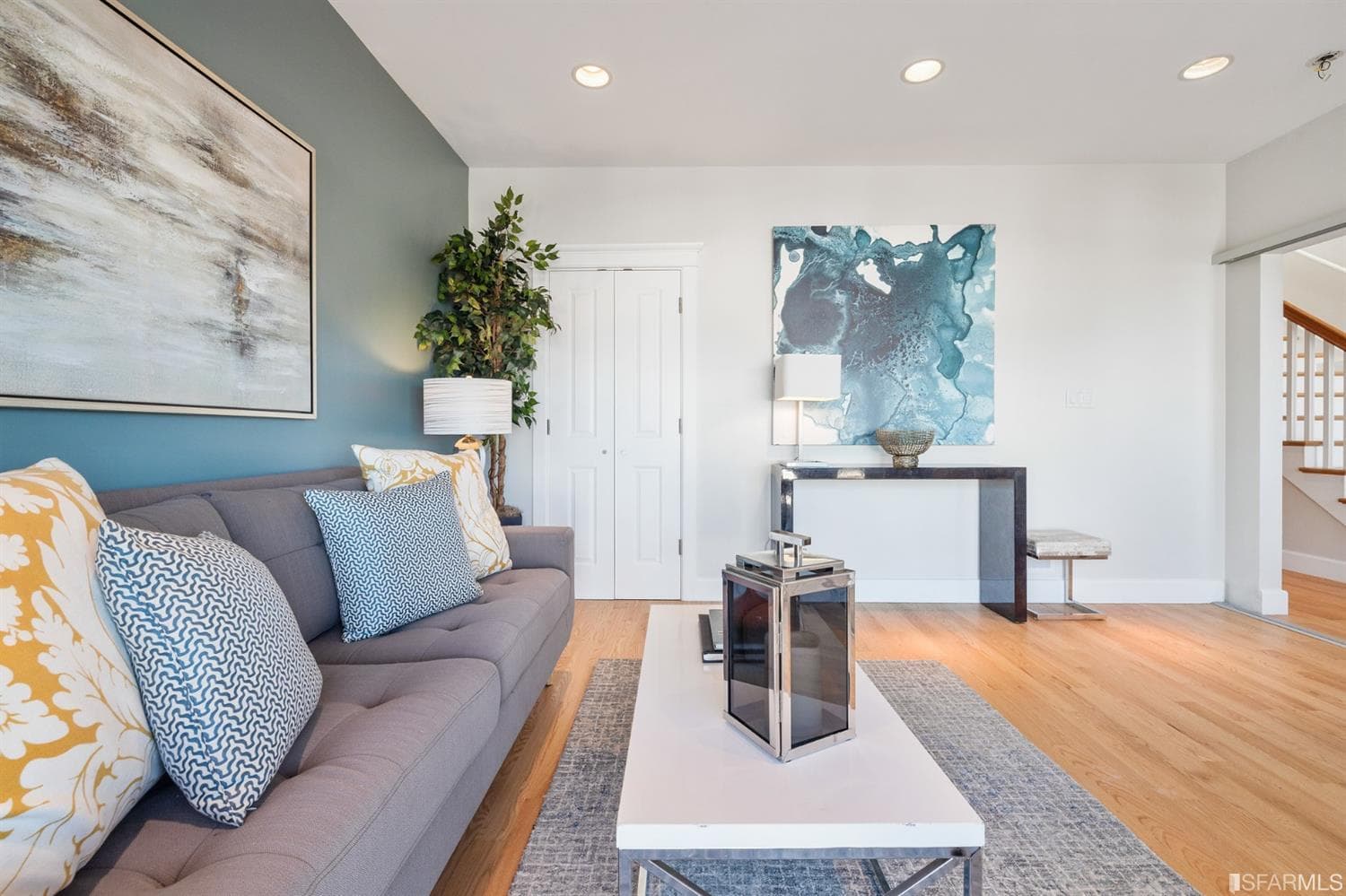 215 Montcalm St, San Francisco