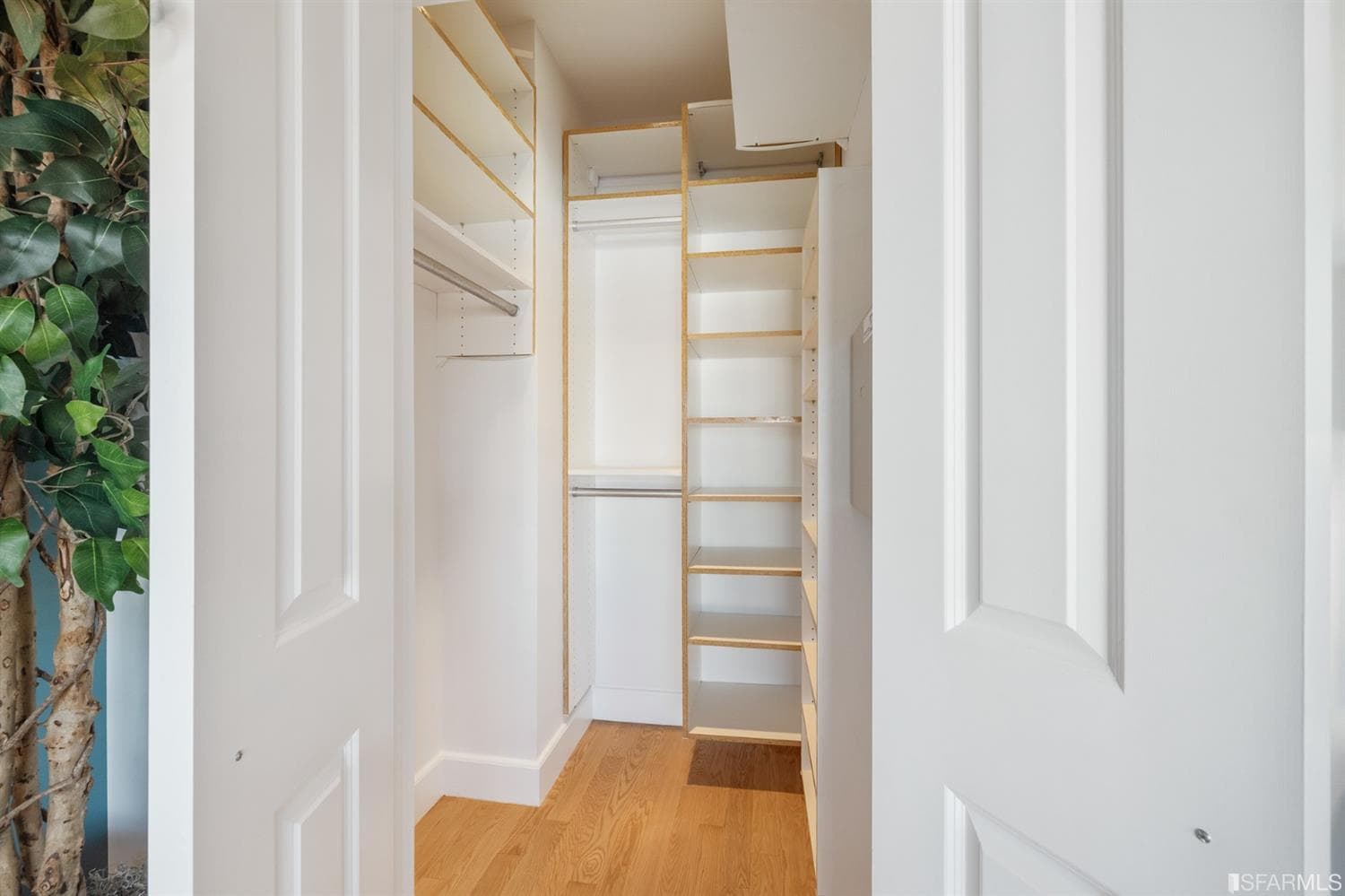 215 Montcalm St, San Francisco