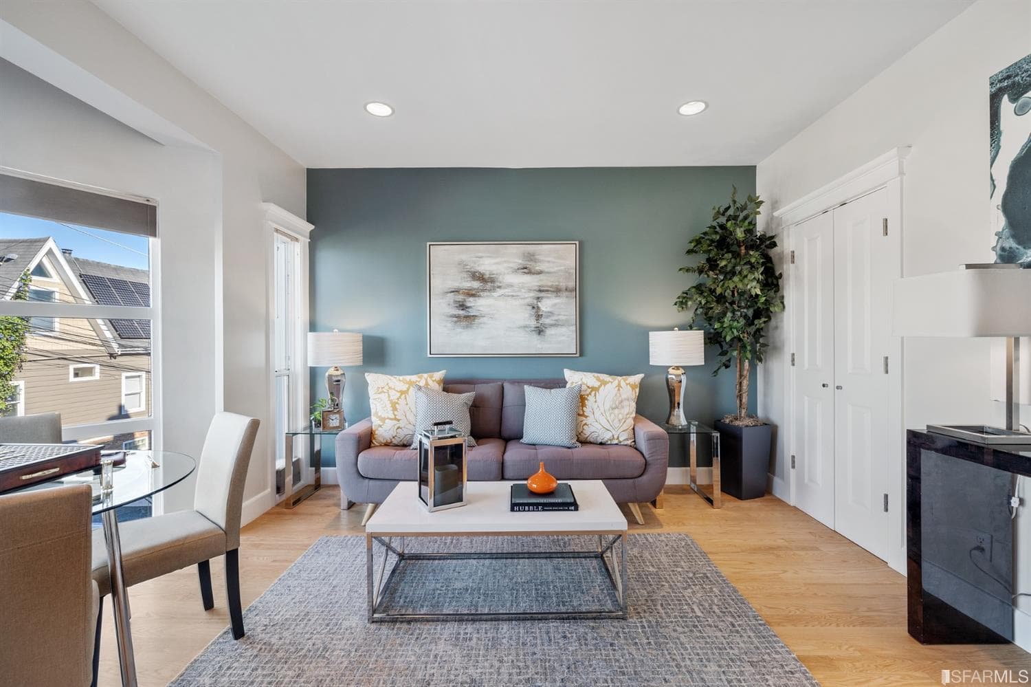 215 Montcalm St, San Francisco