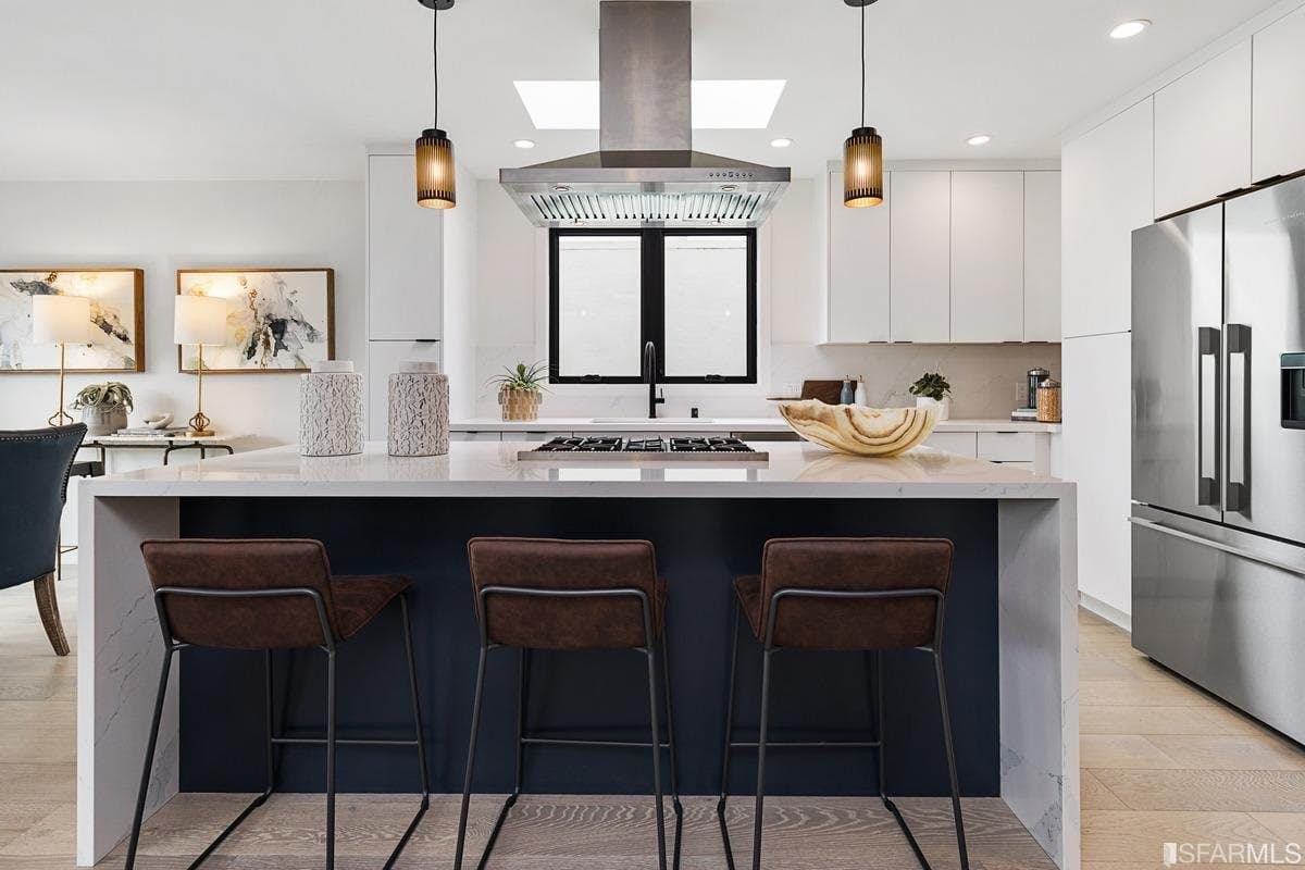 23 Skyview Way, San Francisco