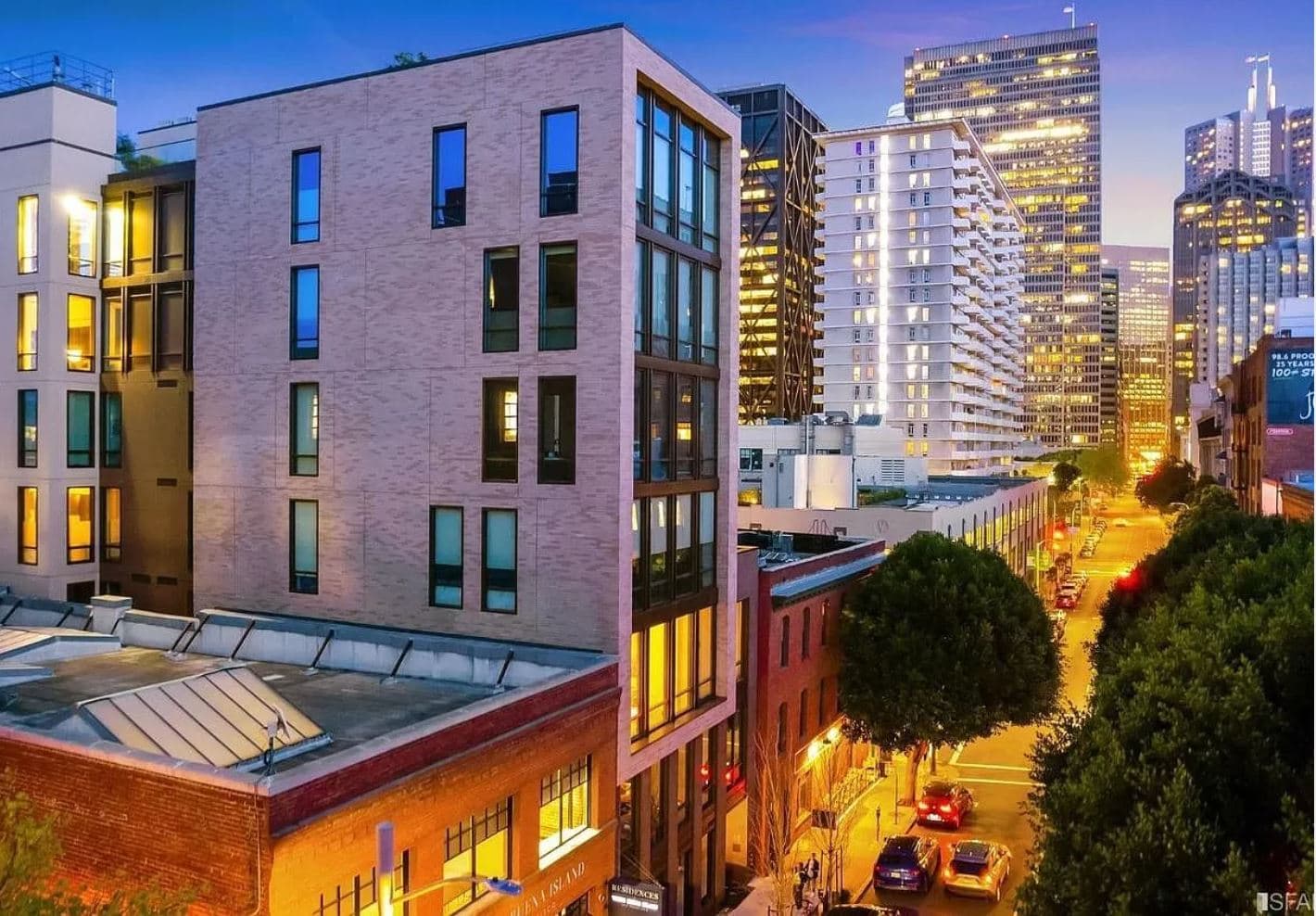 288 Pacific is a seven-story mid-rise with two roof terraces and 33 units ranging from studio to two-bedroom apartments.