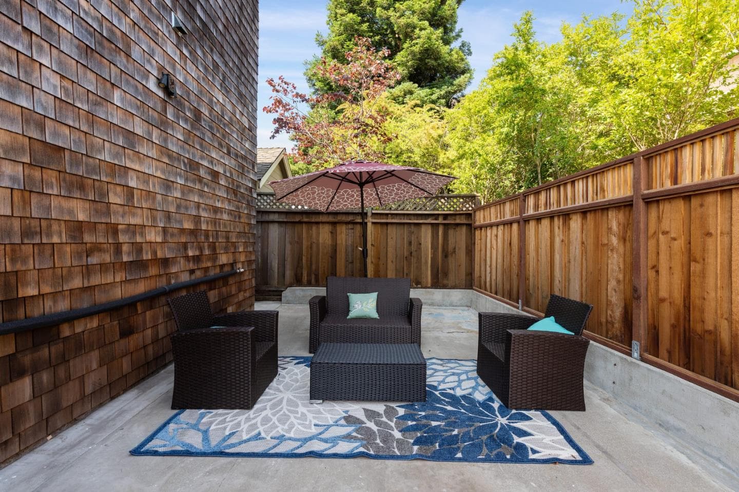 300 Bayswater Ave, Burlingame