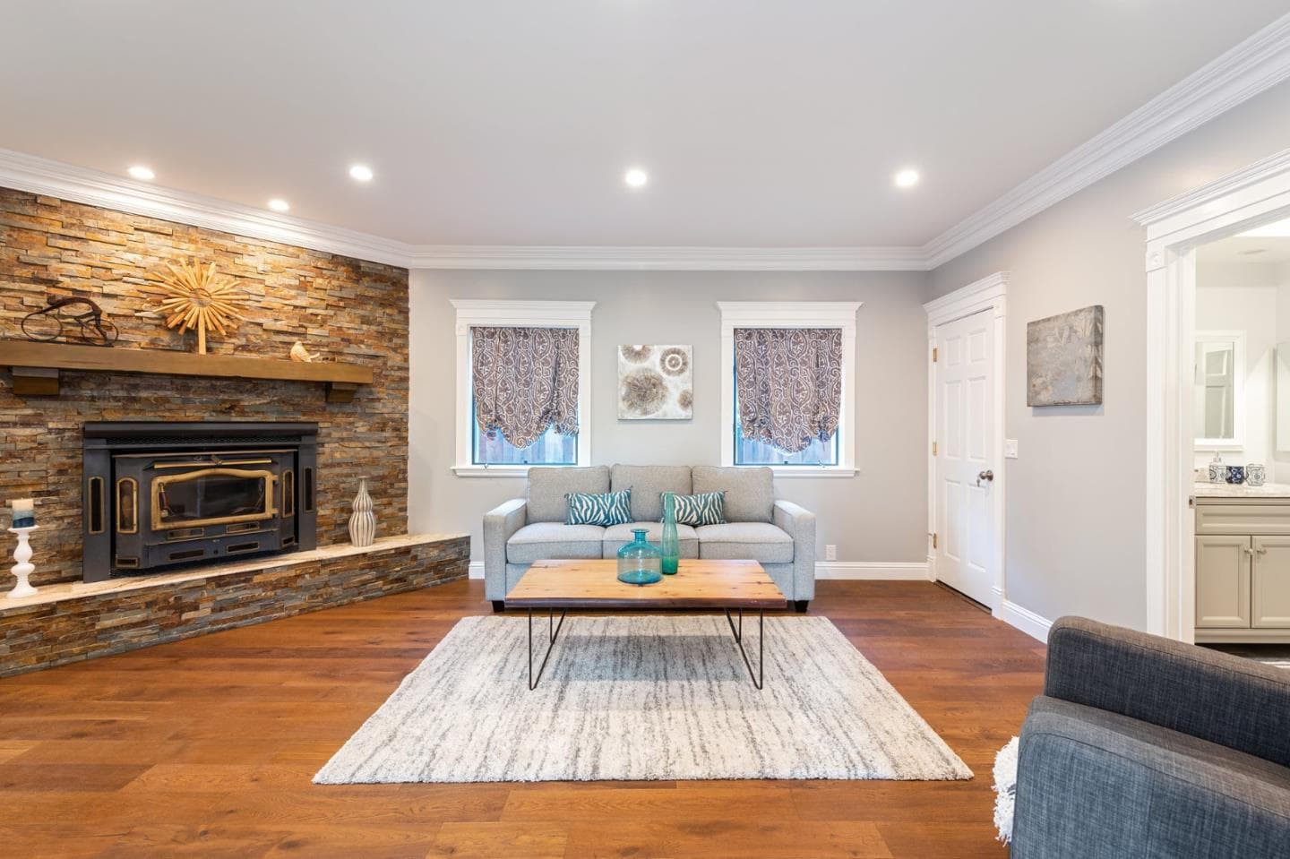 300 Bayswater Ave, Burlingame