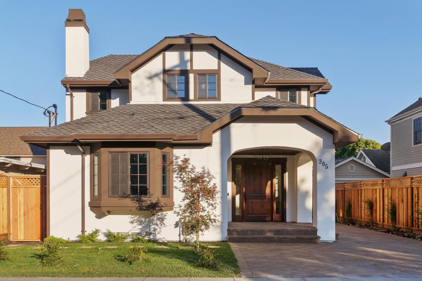 305 Burlingame Ave, Burlingame