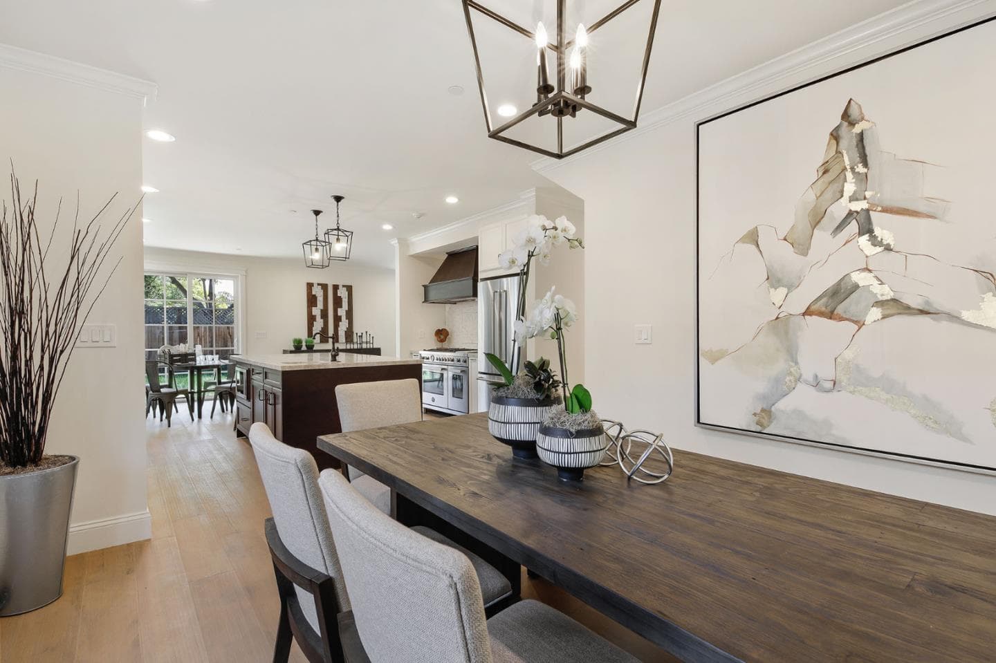 305 Burlingame Ave, Burlingame