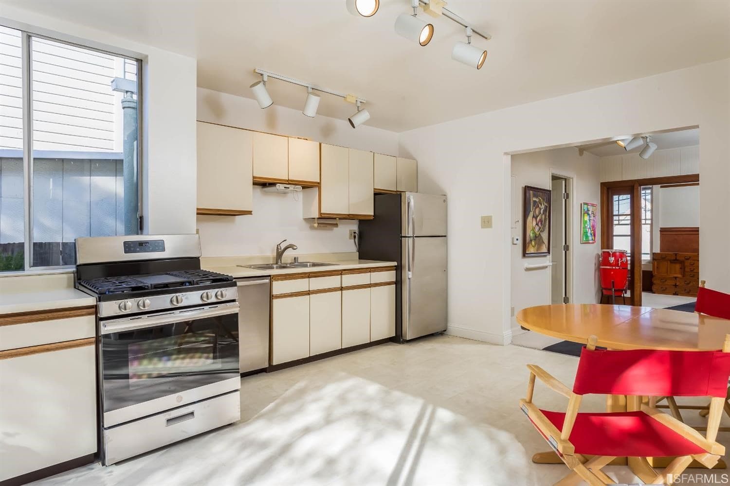 323 Montcalm St, San Francisco