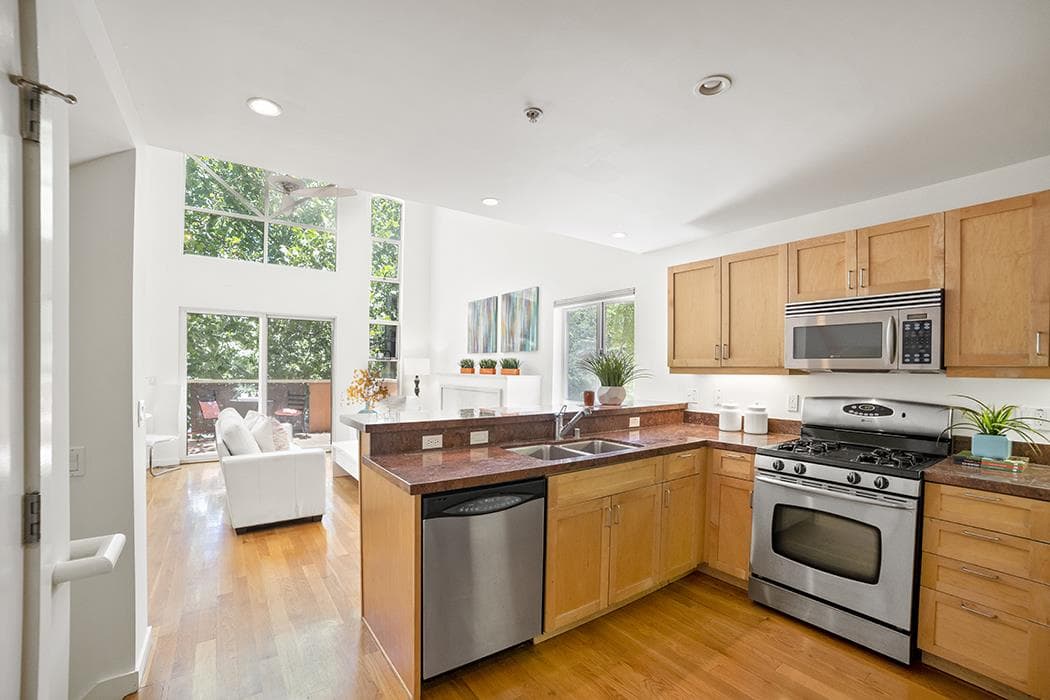 350 N 2nd St #147, San Jose