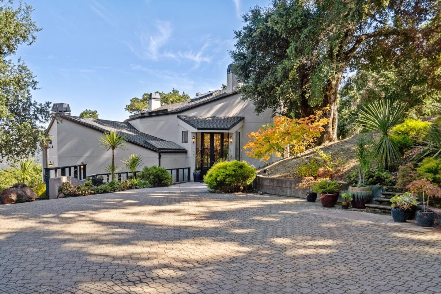 5933 Alpine Rd, Portola Valley