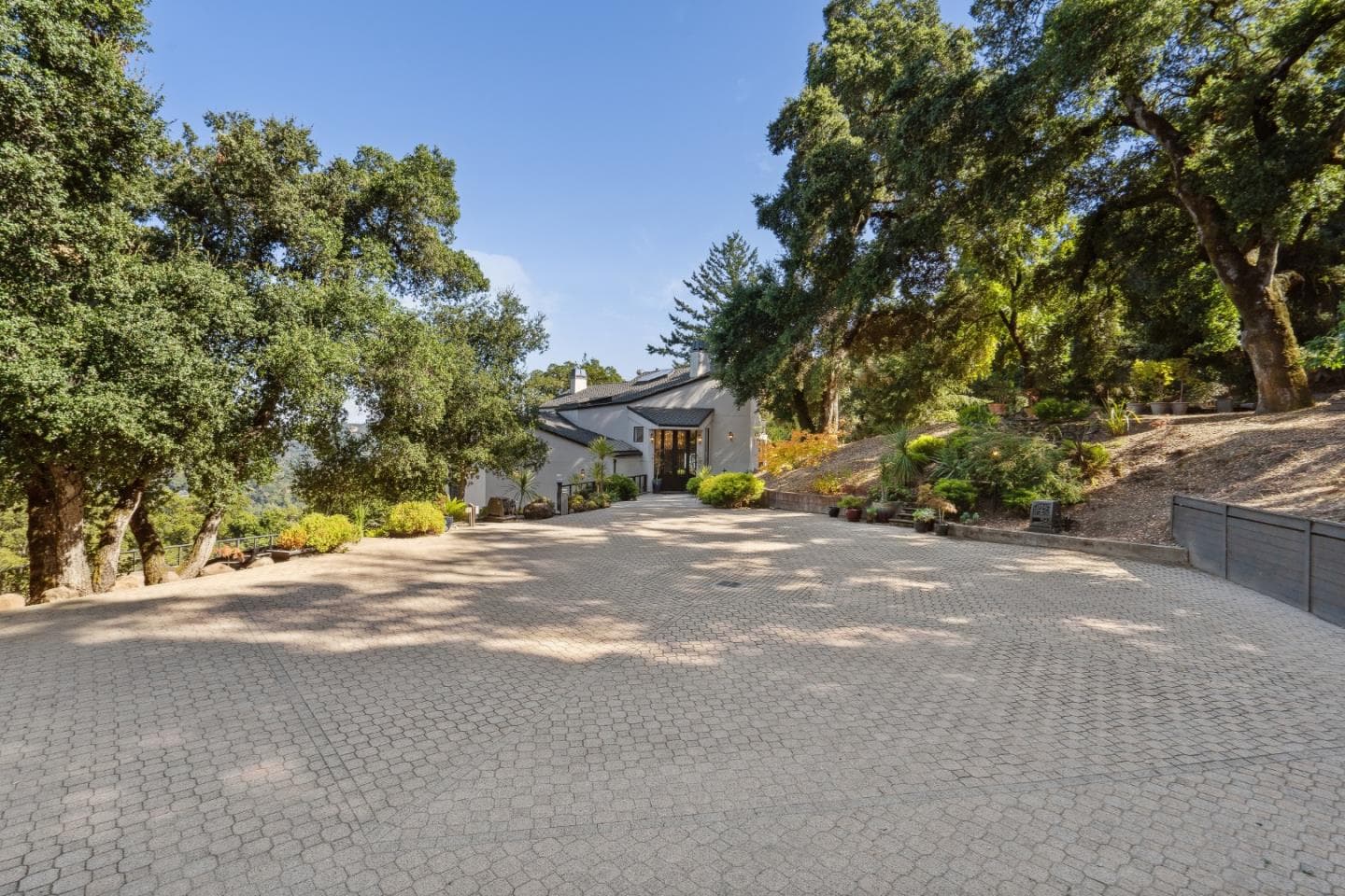 5933 Alpine Rd, Portola Valley