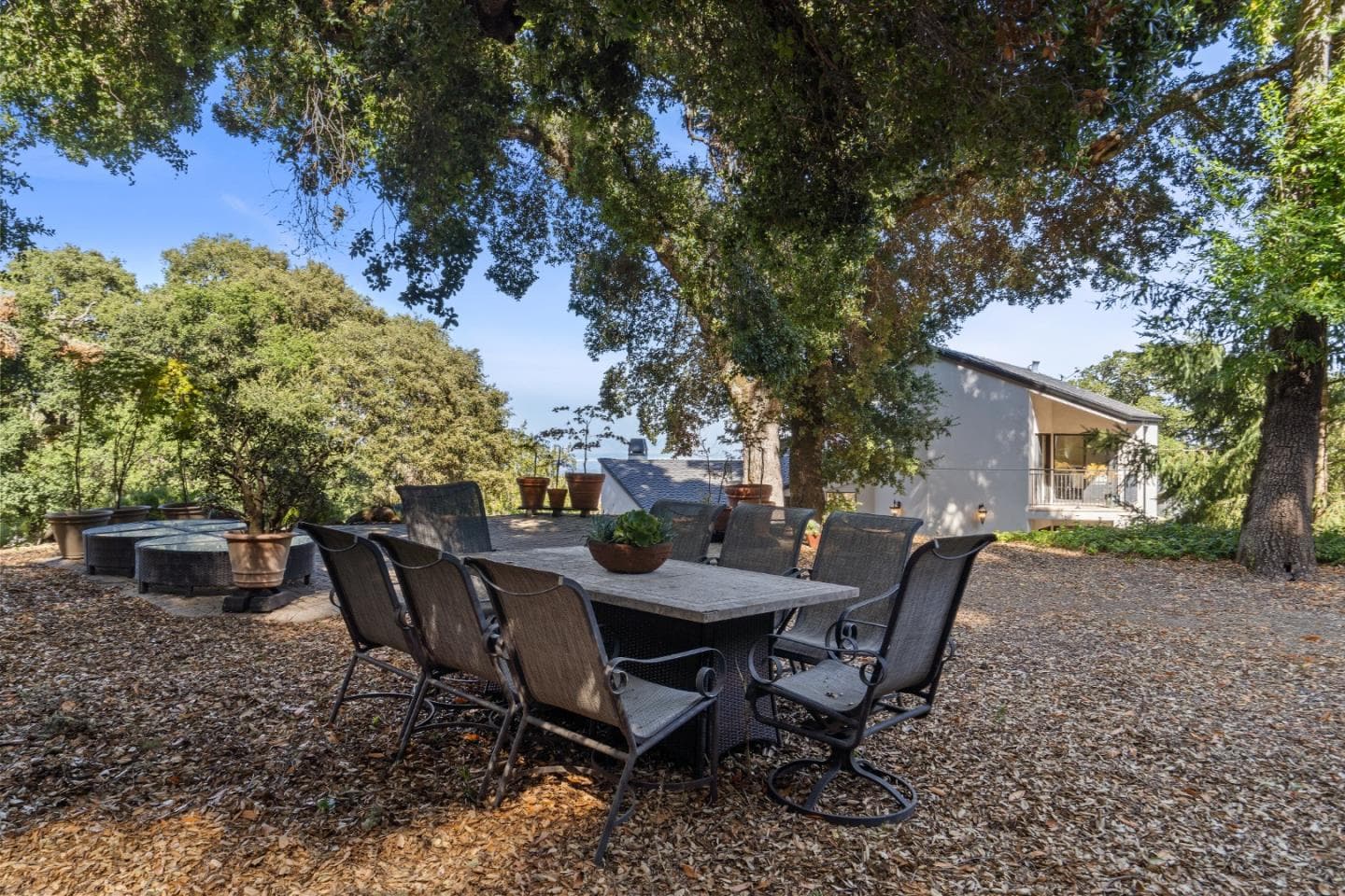 5933 Alpine Rd, Portola Valley