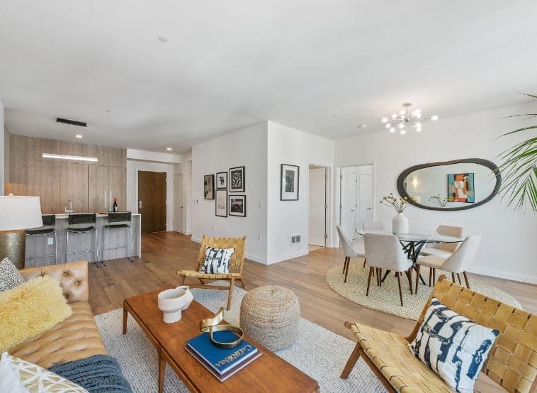 With hardwood flooring throughout the open concept kitchen and living area, the residences in 815 Tennessee are luxurious and opulent in appearance. 