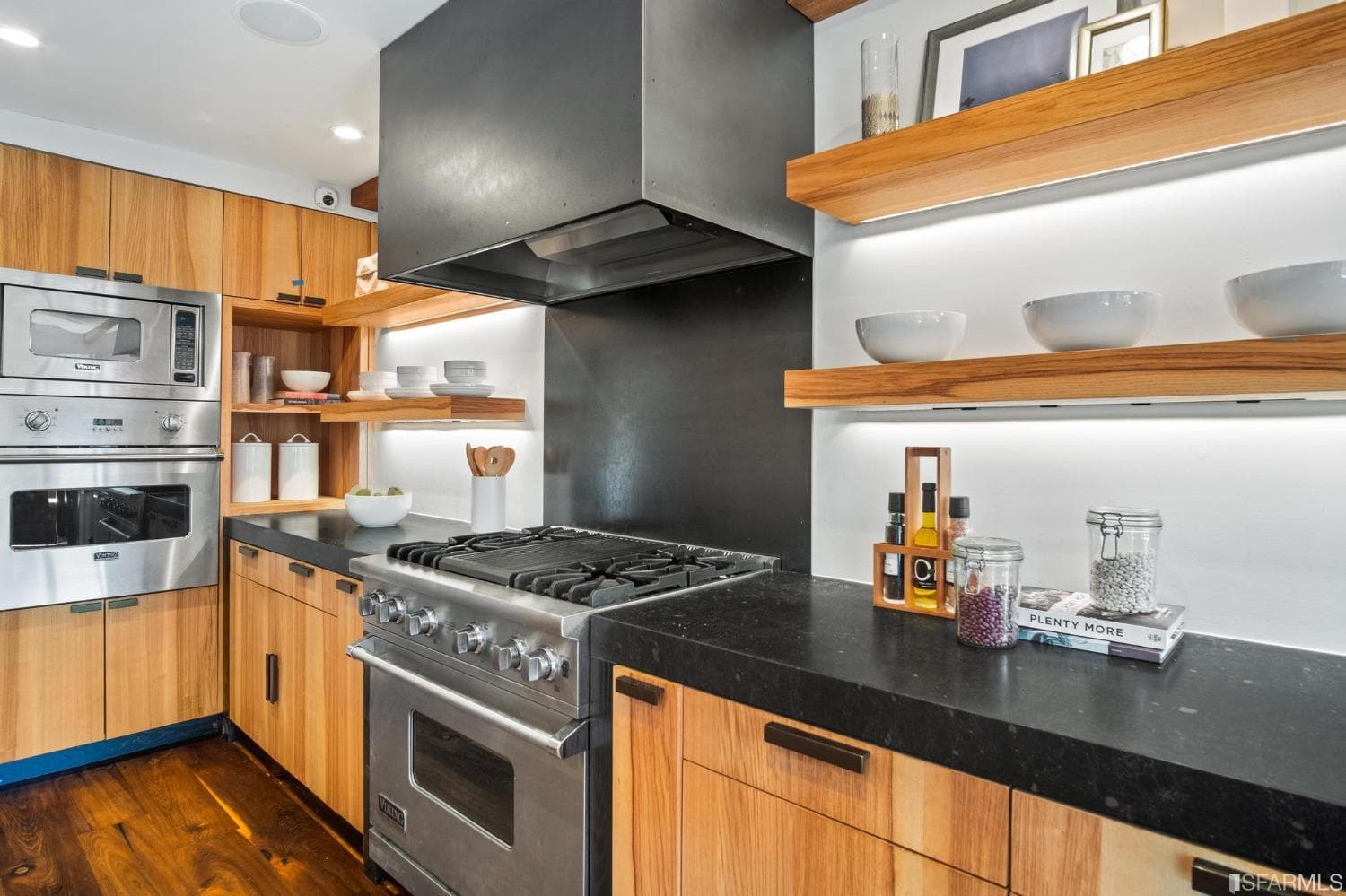 84 Malta Dr, San Francisco