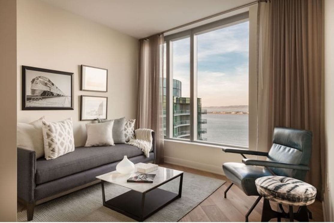 Each residence in the Lumina is equally opulent and modern in design, providing ample space and a quality experience. 