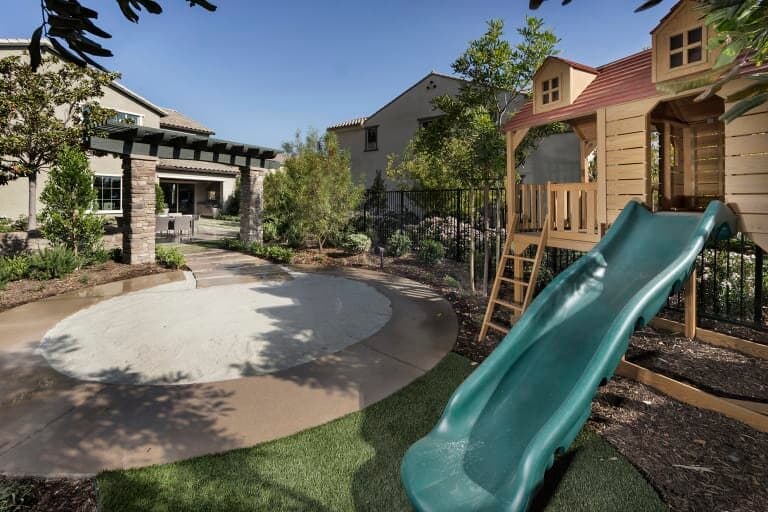 Sterling At West Hills