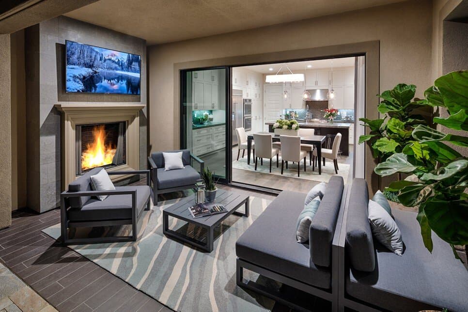 The Canyons at Porter Ranch - Peak Collection