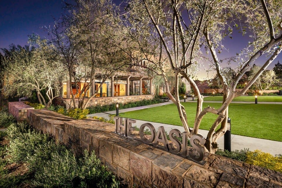 The Canyons at Porter Ranch - Peak Collection