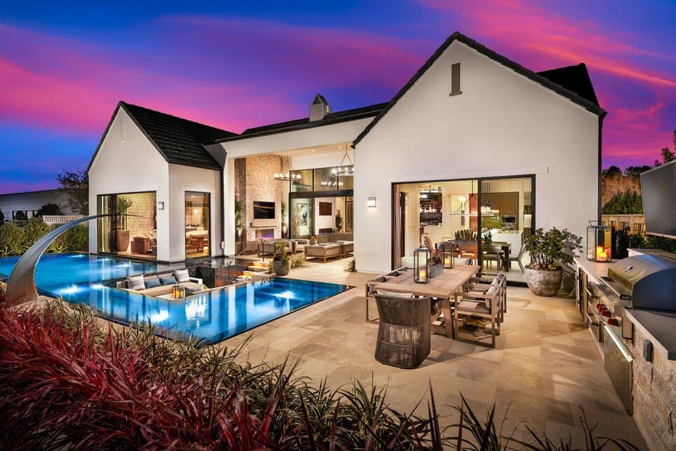 Toll Brothers at Rolling Hills Country Club