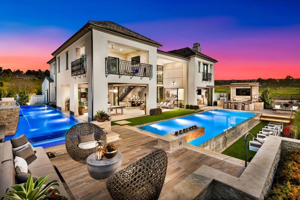 Toll Brothers at Rolling Hills Country Club