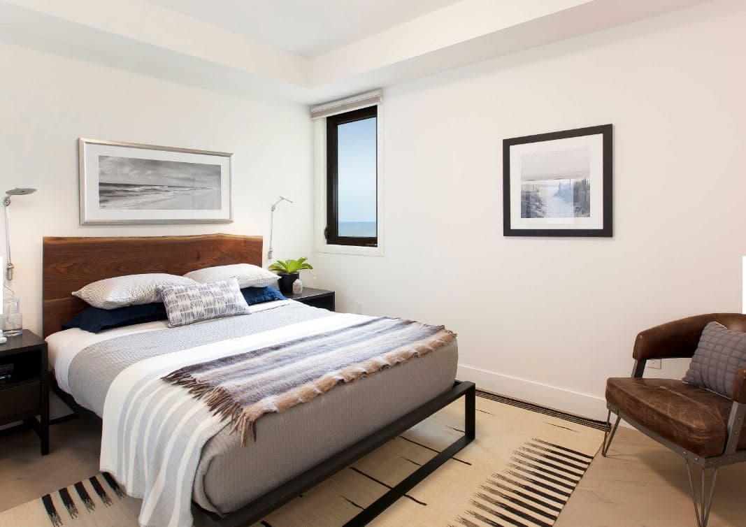 The interiors in Westerly are decorated with 5" oak hardwood plank-flooring, 6" high modern baseboards, and operable windows in the bedrooms and living spaces. 