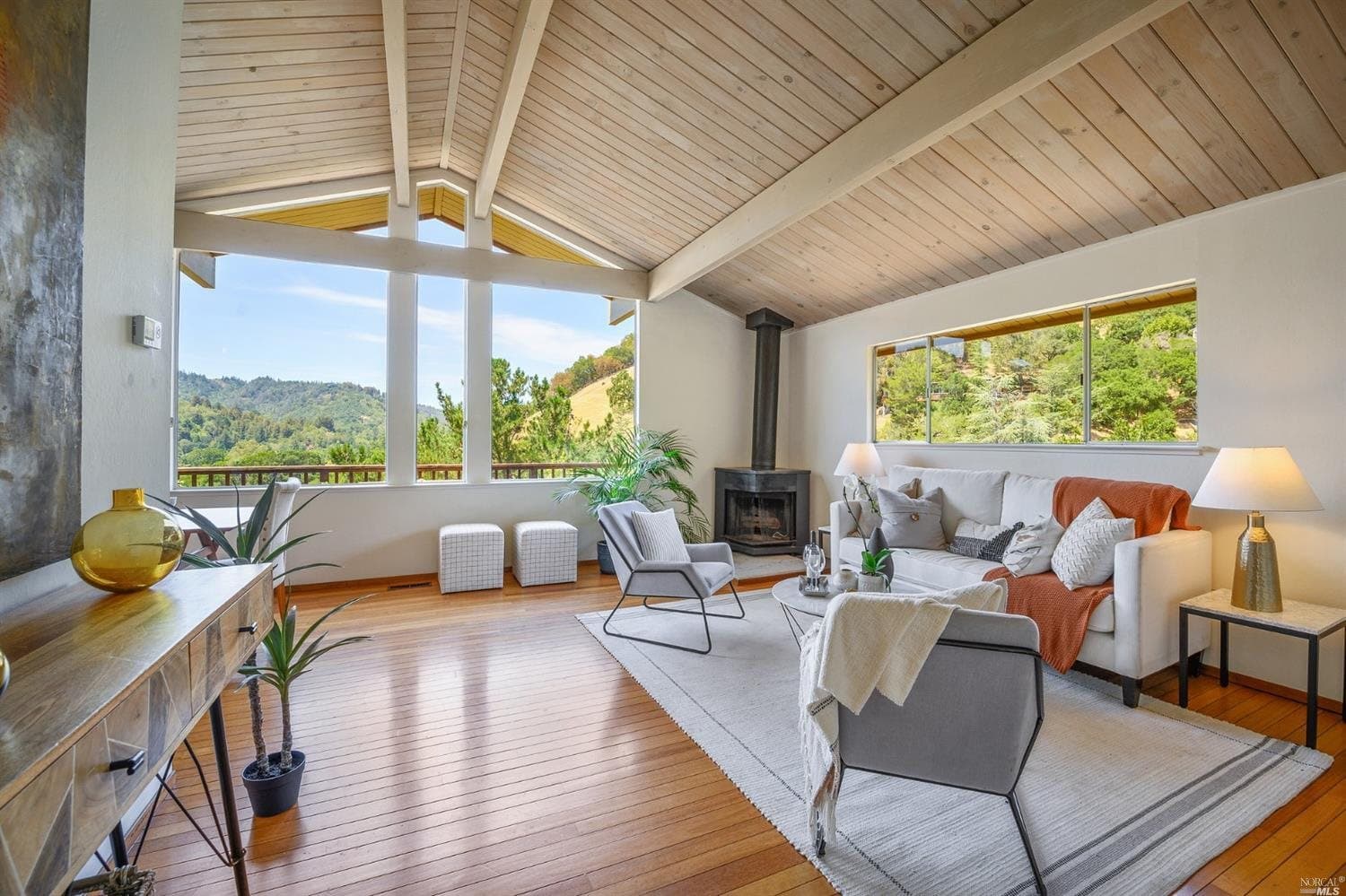 93 Rocca Dr, Fairfax - Photo 1