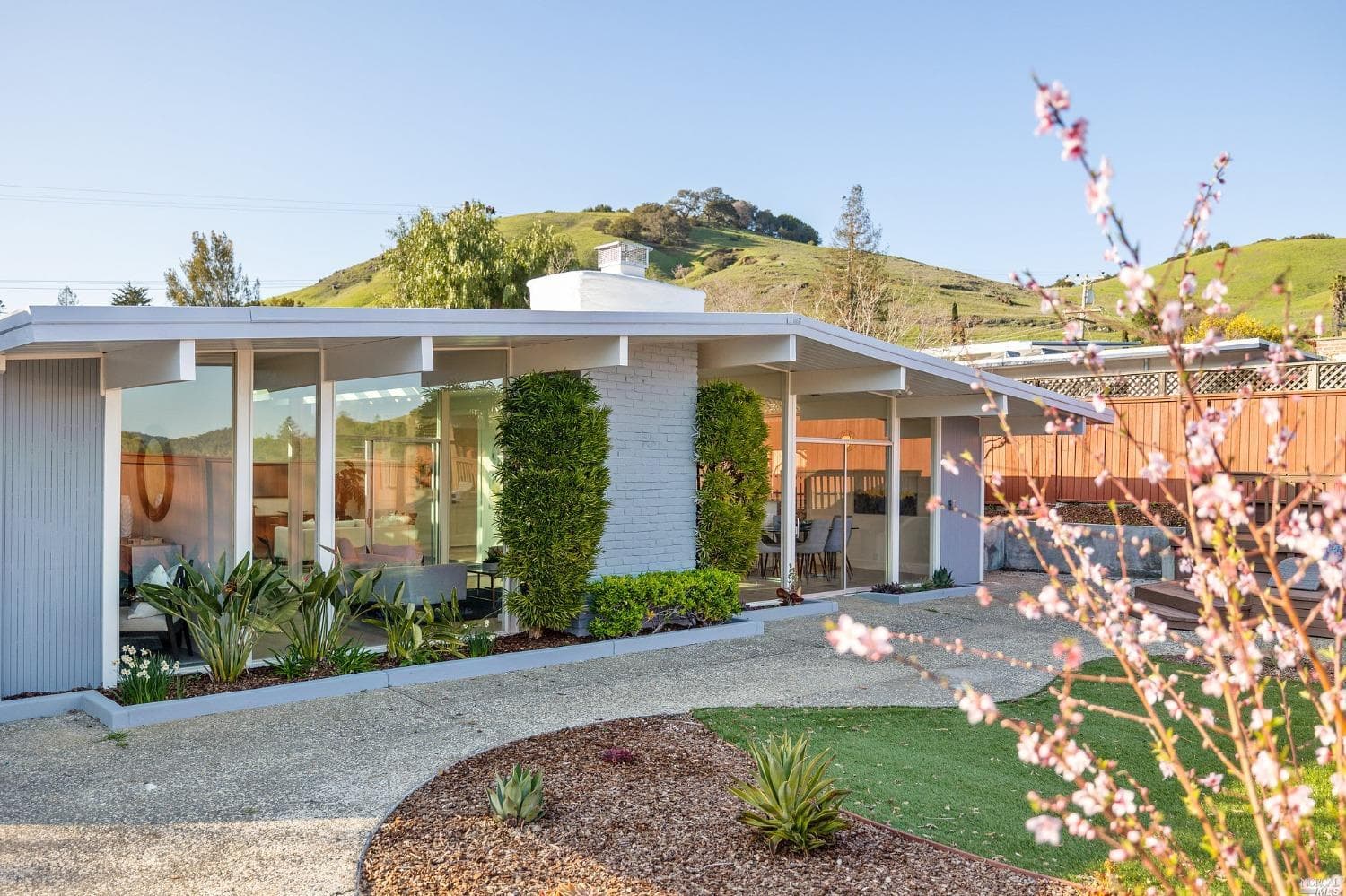 99 Duran Dr, San Rafael - Photo 4