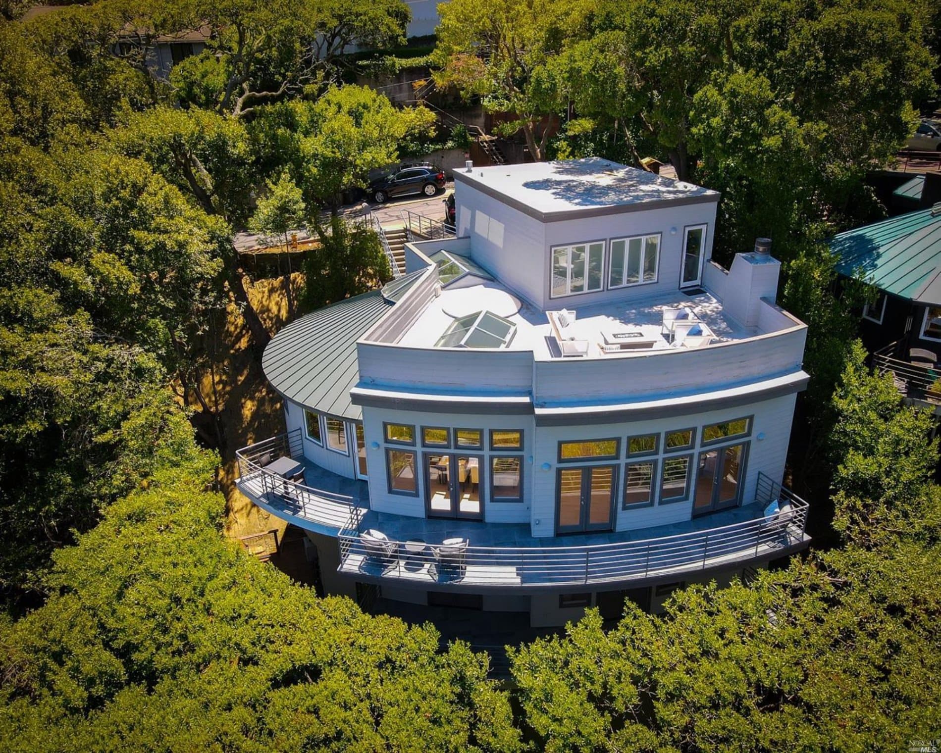 88 Glen Dr, Sausalito - Photo 1