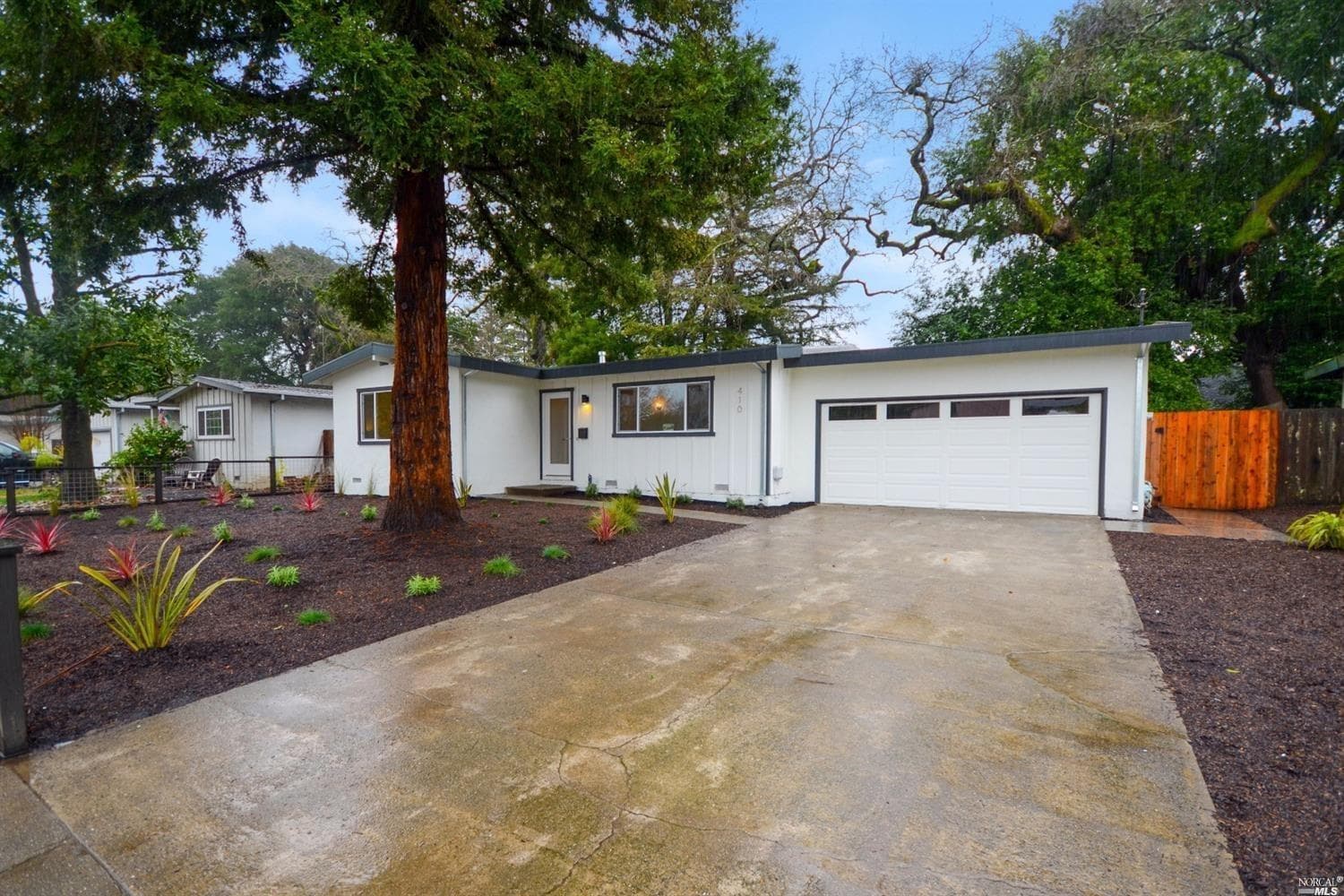 410 El Dorado Dr, Sonoma - Photo 2
