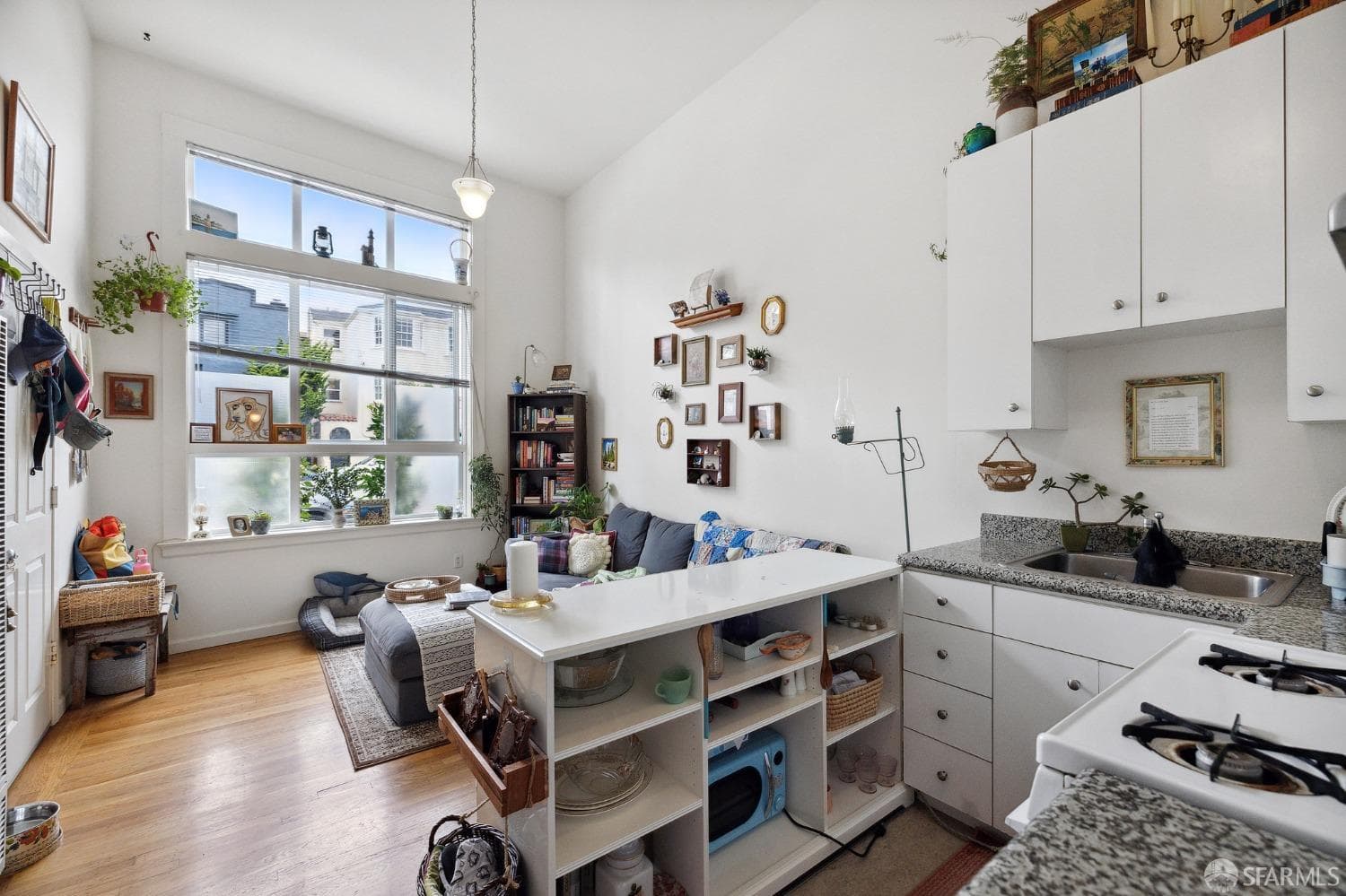 4105 California St - Photo 10