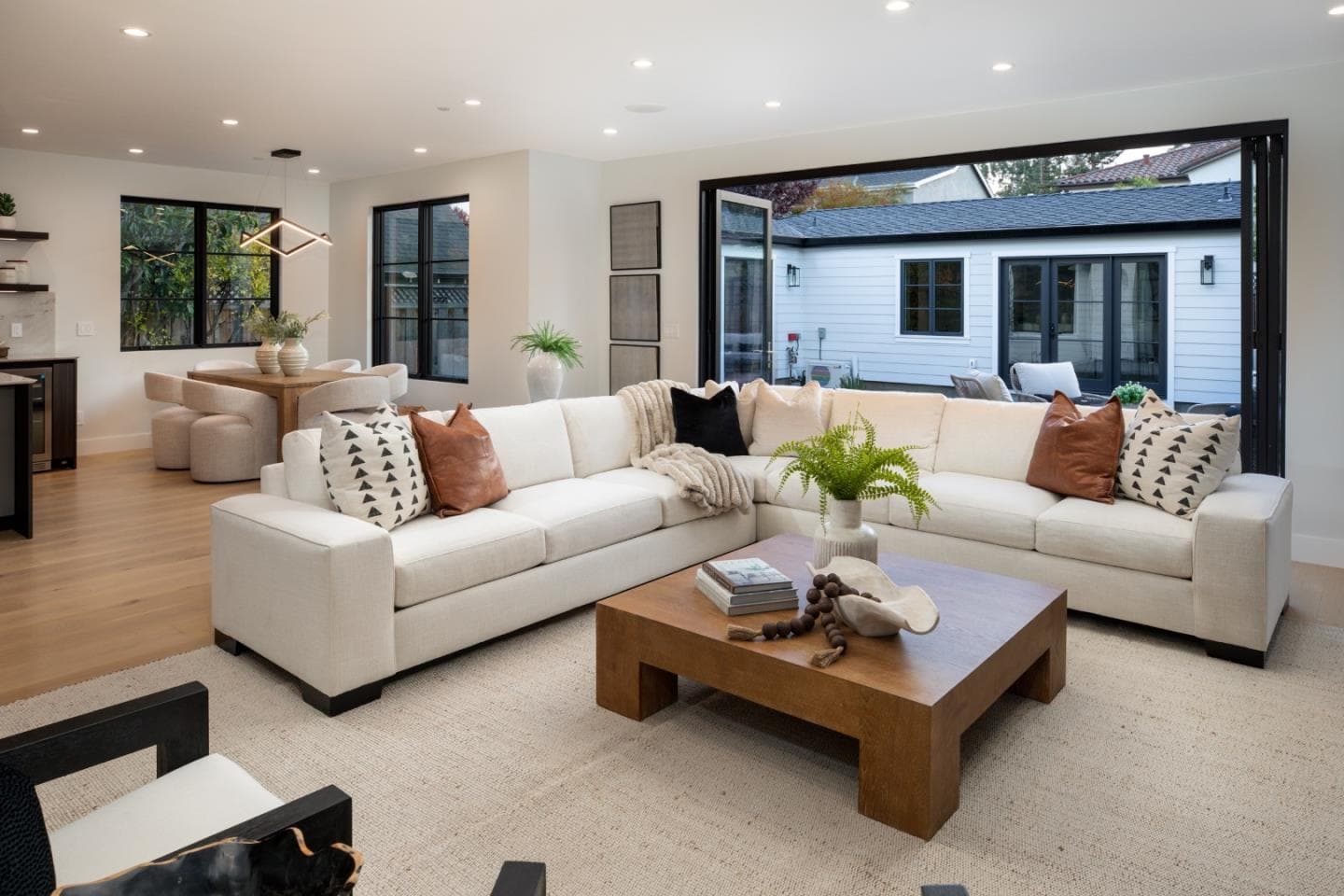 1317 Paloma Ave, Burlingame - Photo 6