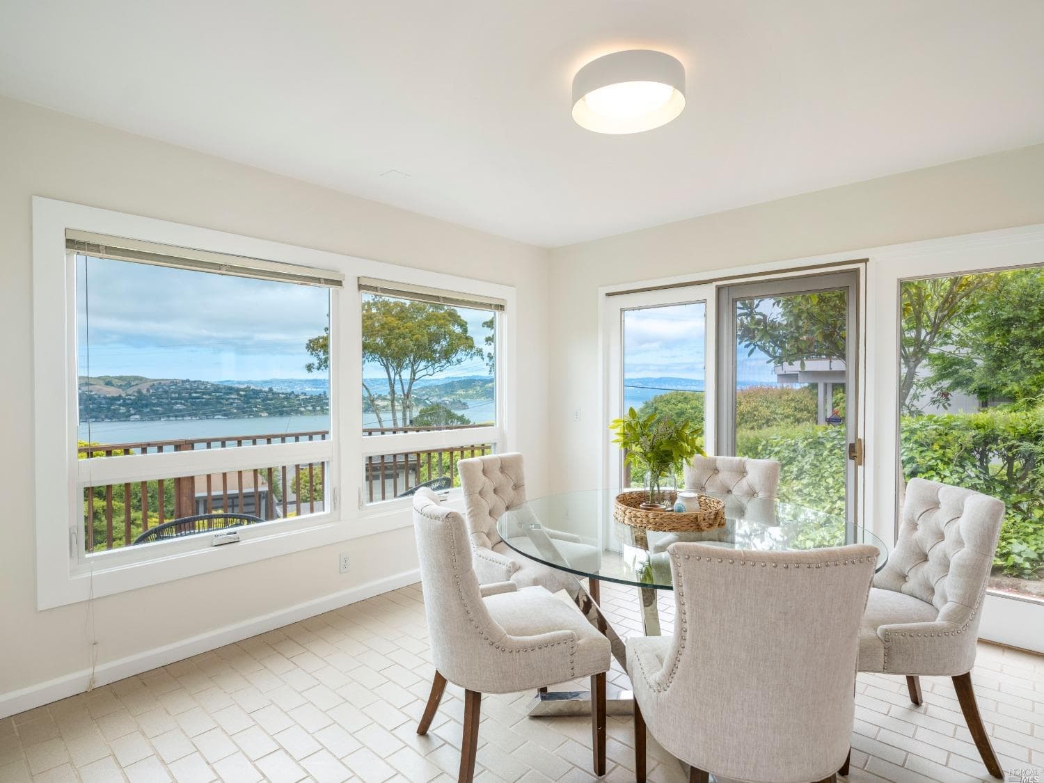 26 Vista Clara Rd, Sausalito - Photo 2