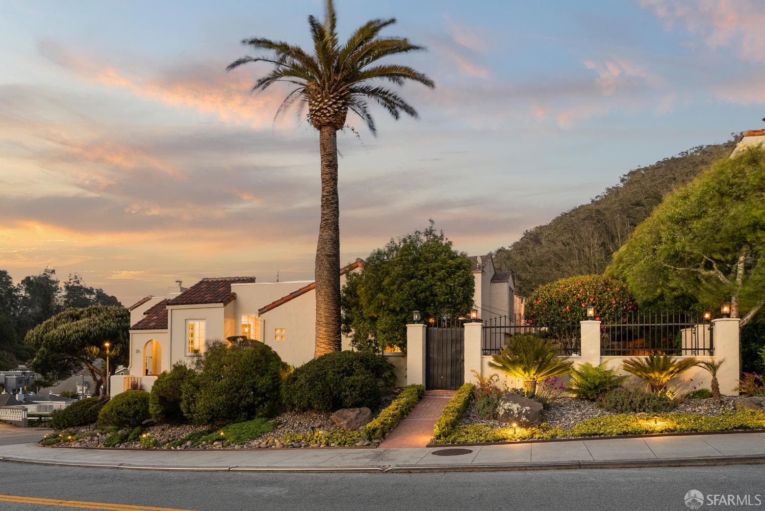 25 Miraloma Dr, San Francisco