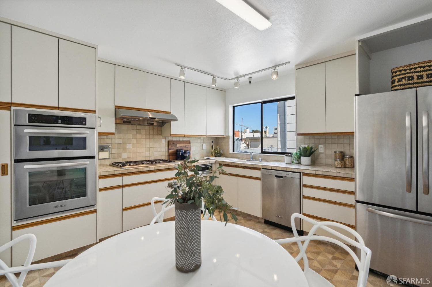 3350 Laguna St #301, San Francisco