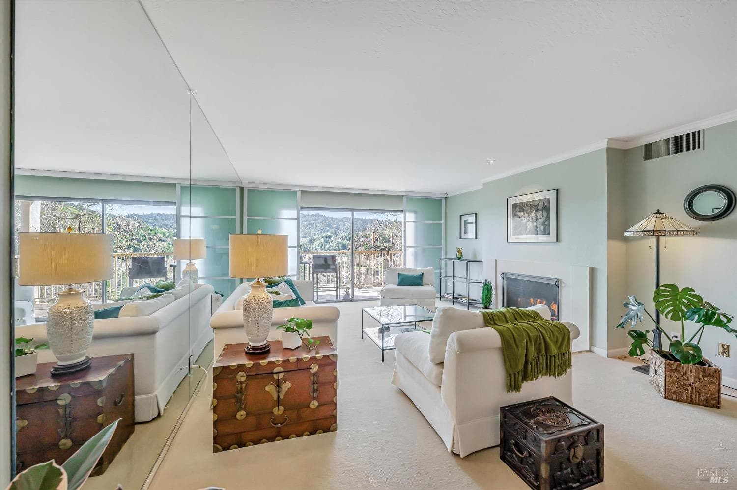 565 Via Casitas #15, Greenbrae - Photo 7