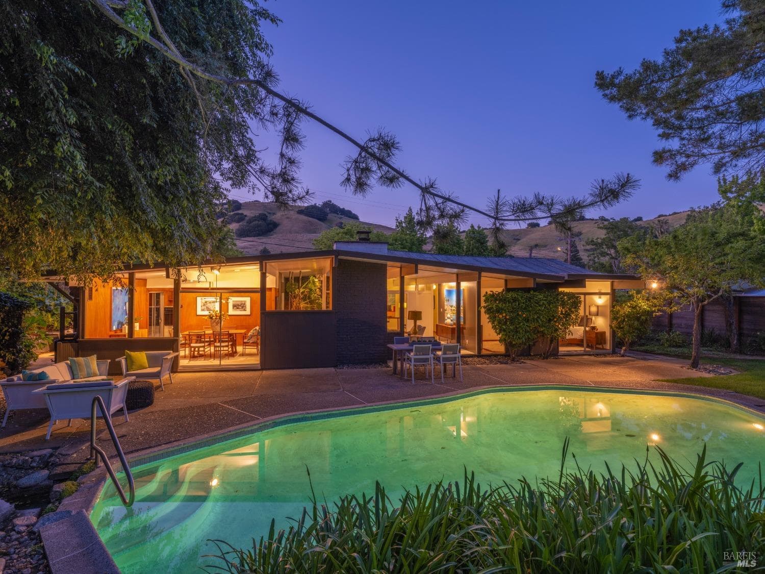 119 Duran Dr, San Rafael - Photo 1