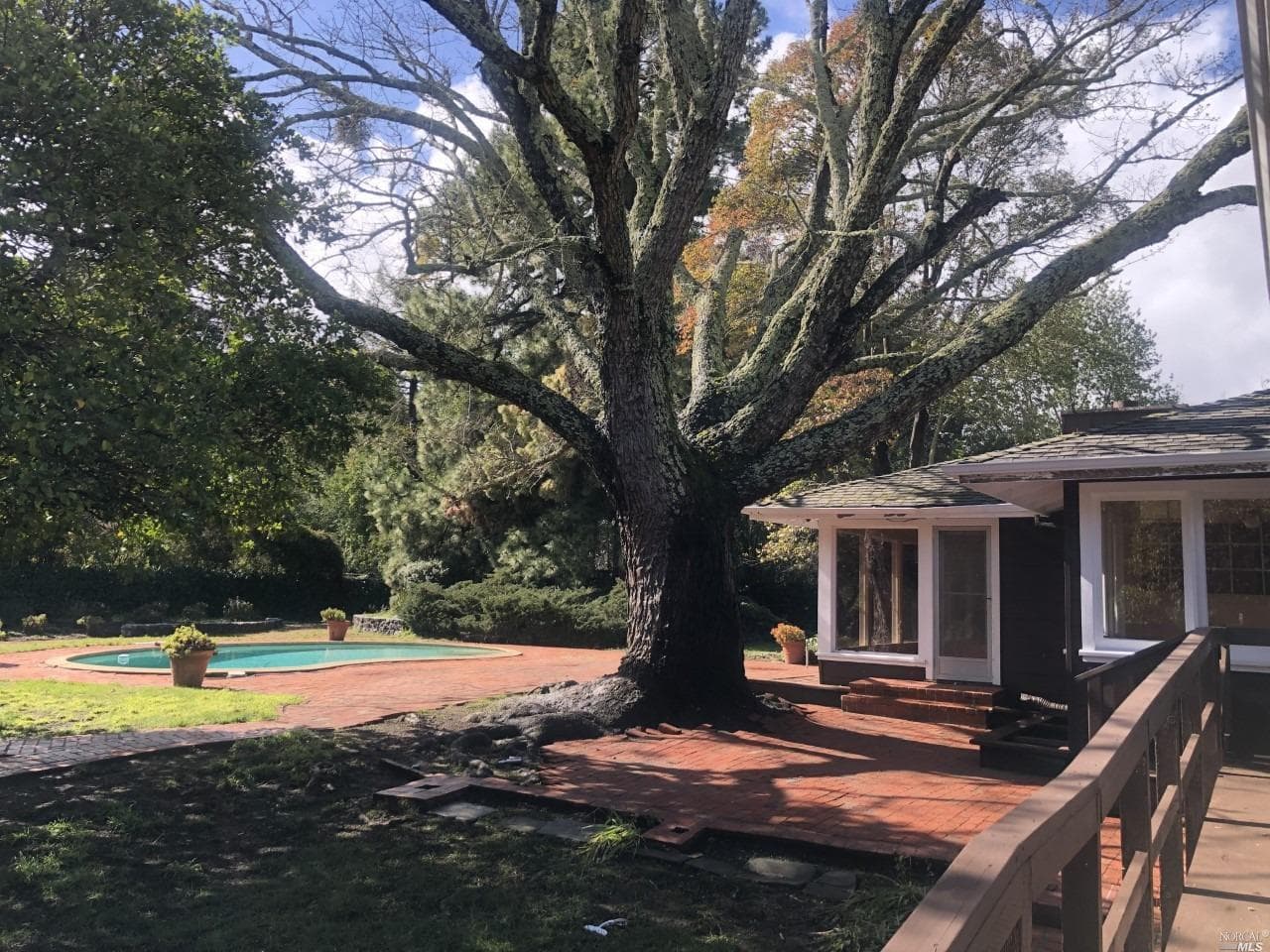 1177 Butterfield Rd, San Anselmo - Photo 2