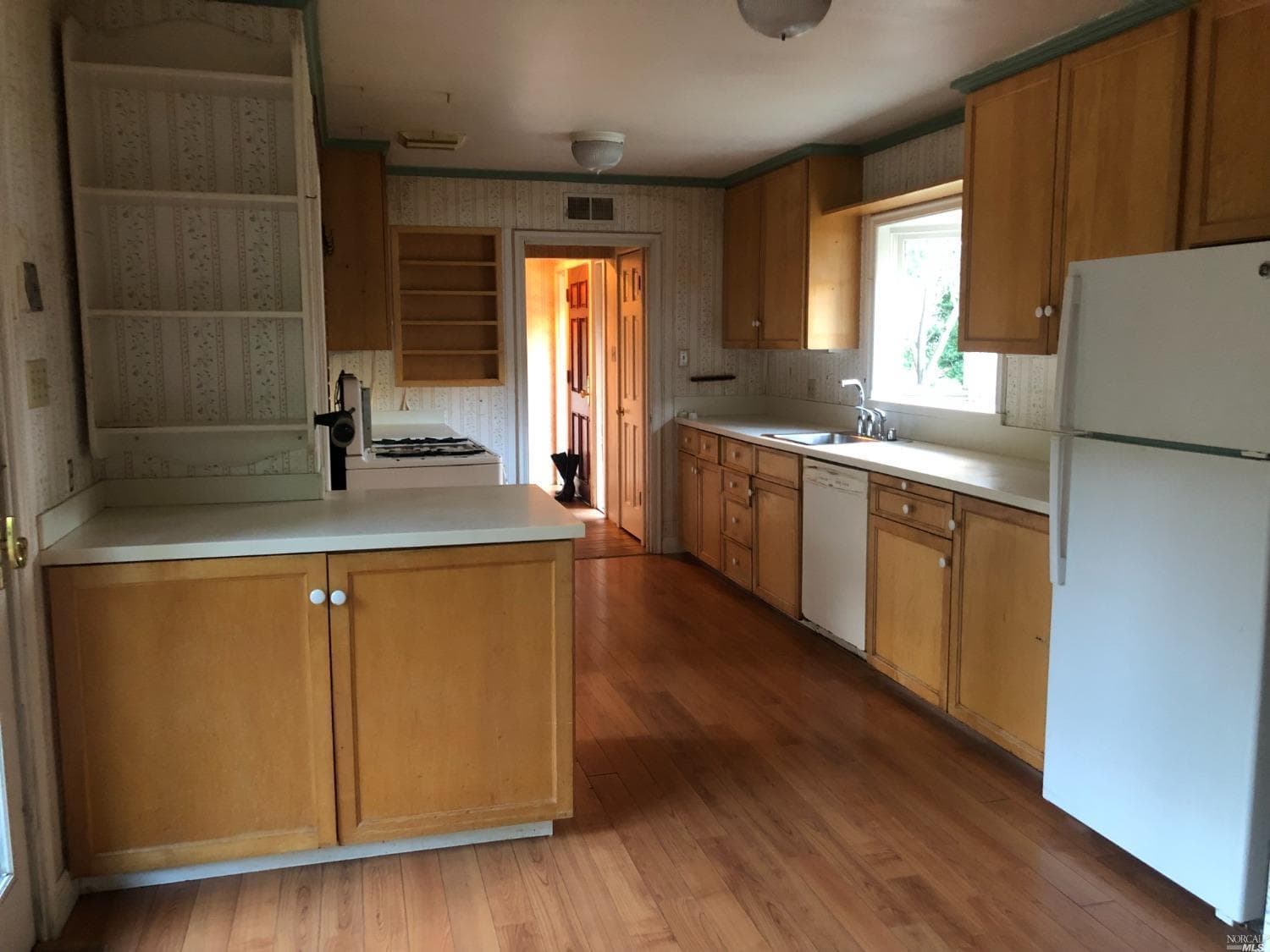 1177 Butterfield Rd, San Anselmo - Photo 6