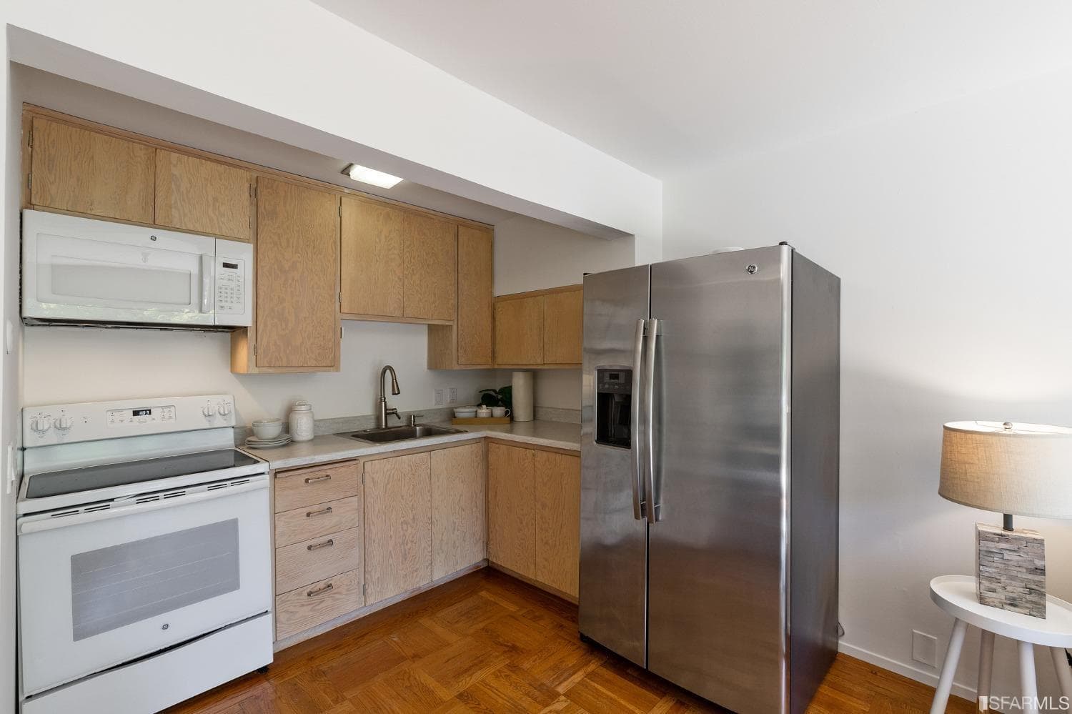333-335 Roosevelt Way - Photo 89
