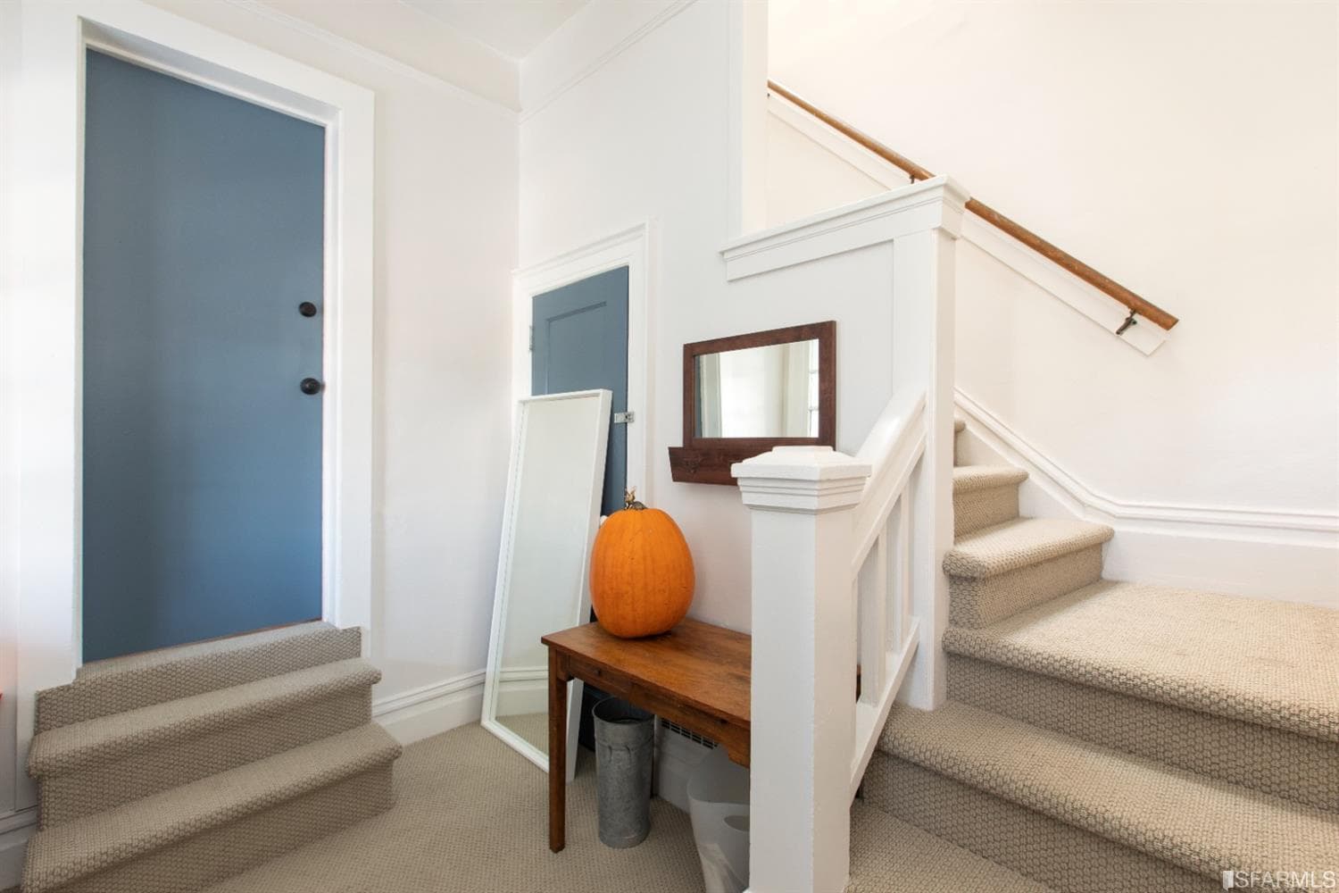 653 Kansas St - Photo 4