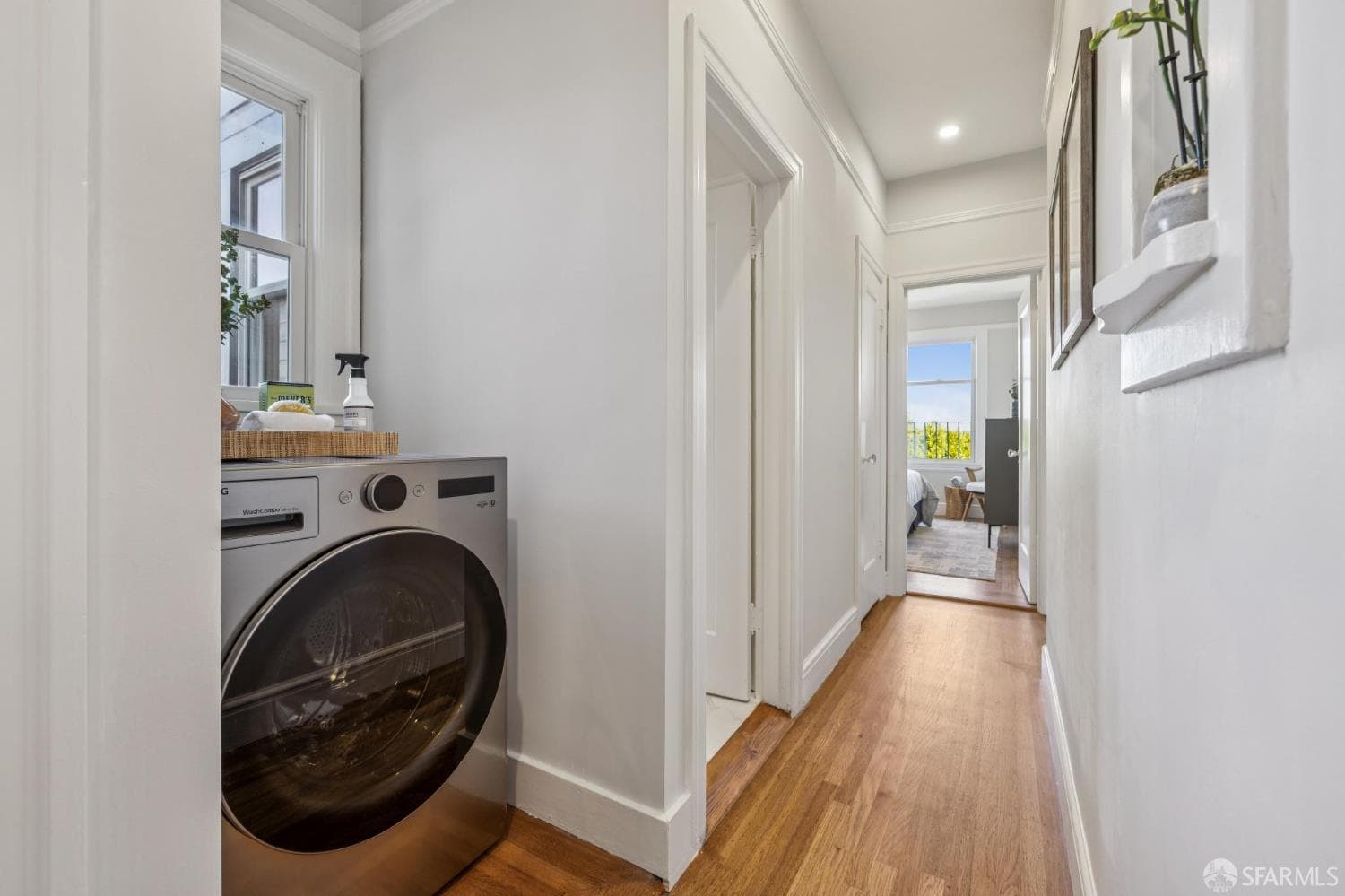 1572 Green St - Photo 10