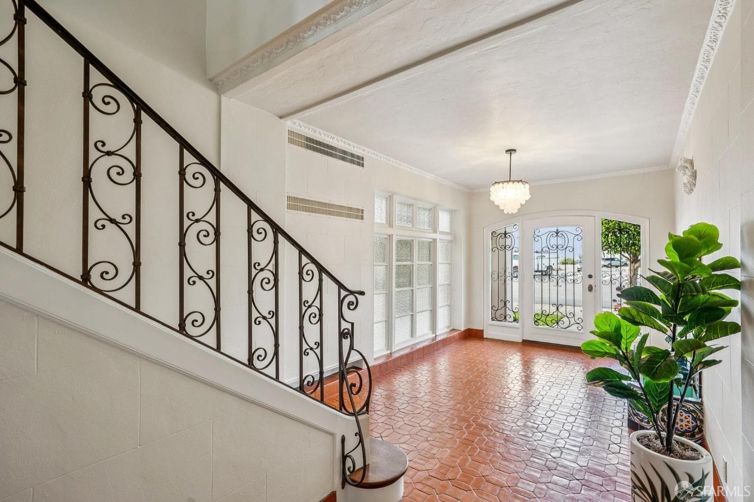 225 Marina Blvd - Photo 4