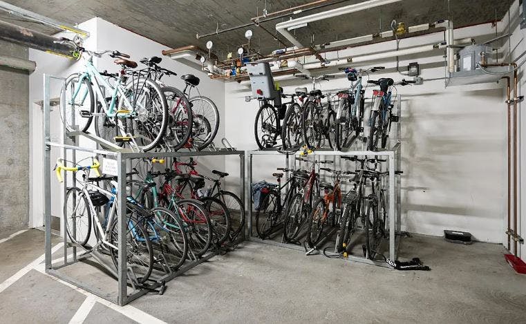Along with garage parking, Arterra also boasts a bike storage that is perfect for residents who don't wish to store their bikes in their residence. 